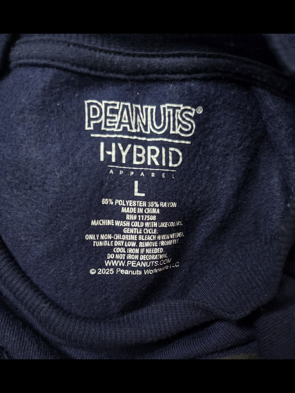 Peanuts Women's Navy Branded Hybrid Apparel Crewneck Sweashirt Size L - Picture 13 of 13